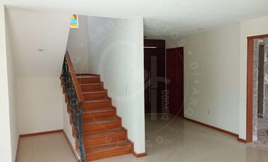 Casa en renta en Prado Largo, Zona Esmeralda