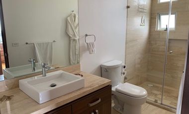 RENTA DEPARTAMENTO AMUEBLADO BOSQUE REAL