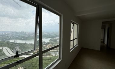 Departamento en renta en Sky View en Zona Esmeralda nuevo y equipado