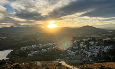 Departamento en renta en Sky View en Zona Esmeralda nuevo y equipado