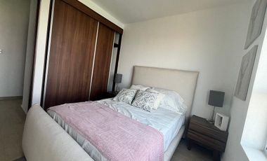 Departamento en renta en Sky View en Zona Esmeralda nuevo y equipado
