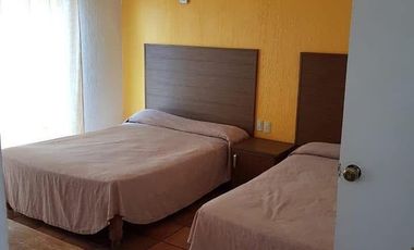 Edificio en Venta de 7 Bungalows en Las Brisas, Manzanillo | Pie de Playa.