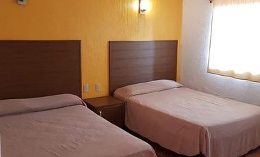 Edificio en Venta de 7 Bungalows en Las Brisas, Manzanillo | Pie de Playa.