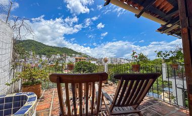 Casa con Estilo Mexicano en Gringo Gulch, Pto Vallarta Oportunidad de Inversion
