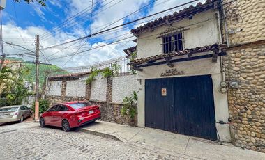 Casa con Estilo Mexicano en Gringo Gulch, Pto Vallarta Oportunidad de Inversion