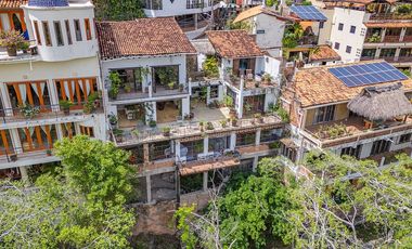 Casa con Estilo Mexicano en Gringo Gulch, Pto Vallarta Oportunidad de Inversion