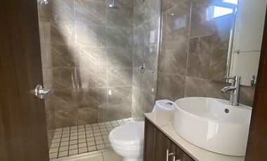 En renta Casa Capital Norte Zapopan coto Carrara