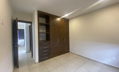 En renta Casa Capital Norte Zapopan coto Carrara