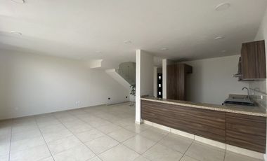 En renta Casa Capital Norte Zapopan coto Carrara