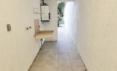 Espectacular Residencia en Bosques del Lago: Espacio, Confort y Naturaleza