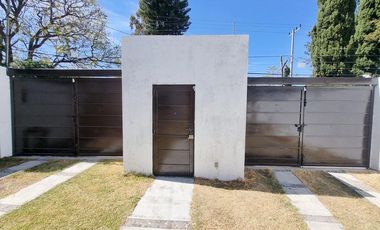 Espectacular Residencia en Bosques del Lago: Espacio, Confort y Naturaleza