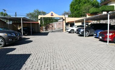 Lomas de españita amplia casa