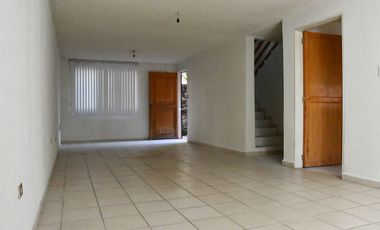 Lomas de españita amplia casa