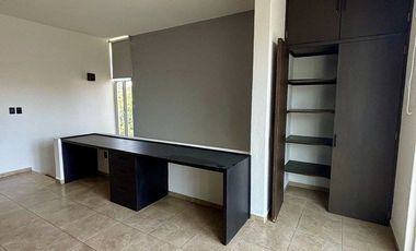 Casa en Renta con Alberca en Coto Privado Las Parotas Colima