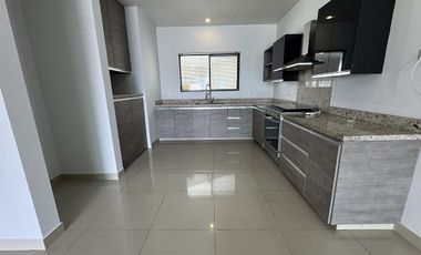 CASA EN RENTA, PEDREGAL LA SILLA, MONTERREY SUR