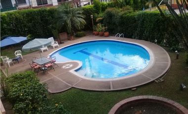 CASA EN VENTA- EN CONDOMINIO- LA VEGA 222m2-LOTE 670m2- $1000mm