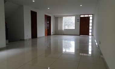 Espectacular Casa en Arriendo en Niza