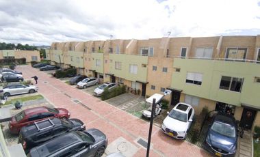 Arriendo Casa Conjunto Cerrado Cota $ 3.500.000