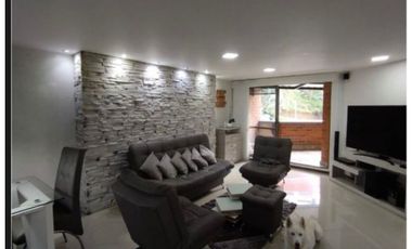 Apartamento en Sabaneta Sector Aves Maria