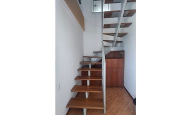 SE ARRIENDA APARTAESTUDIO DUPLEX AMOBLADO SECTOR CHAPINERO