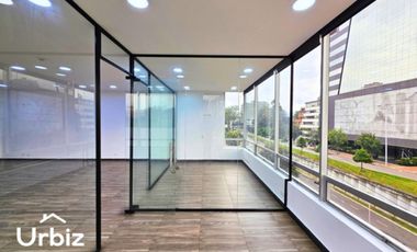 Arriendo Oficina de 74 m² sobre Av. Cra. 19 con Calle 95 cruce con NQS