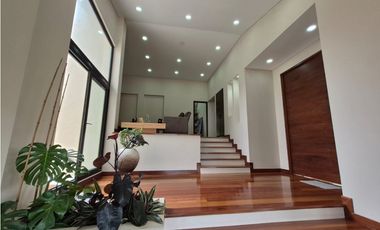 ESPECIAL CASA MODERNA 3 NIVELES MEJOR PRECIO YERBABONITA