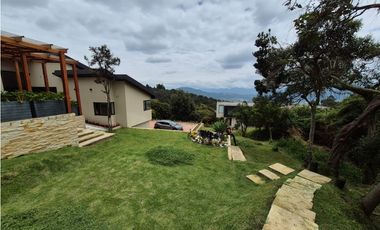 ESPECIAL CASA MODERNA 3 NIVELES MEJOR PRECIO YERBABONITA