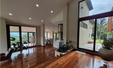 ESPECIAL CASA MODERNA 3 NIVELES MEJOR PRECIO YERBABONITA