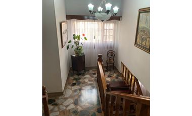 CASA DE USO MIXTO en el BATAN (RESIDENCIAL, SERVICIOS EMPRESARIALES)