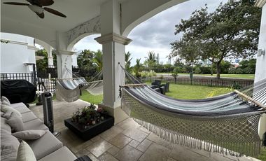 Casa Fairways Estates - Santa Maria - frente al golf $2,350,000