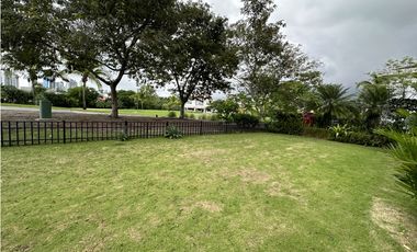 Casa Fairways Estates - Santa Maria - frente al golf $2,350,000