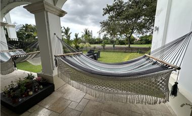 Casa Fairways Estates - Santa Maria - frente al golf $2,350,000