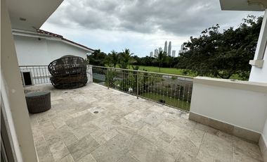 Casa Fairways Estates - Santa Maria - frente al golf $2,350,000