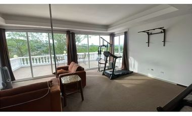 VENTA CASA TUMBA MUERTO 486M2 EL DORAL