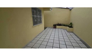 ALQUILER DE CASA EN ALTOS DE PANAMA