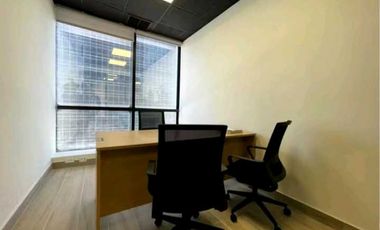 OFICINA EN CALLE 50 PLAZA BANCO GENERAL 142M2 AMOBLADA