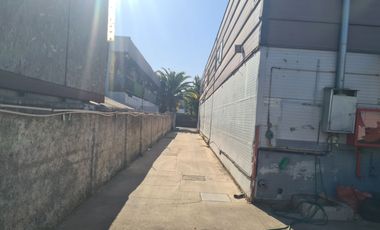 Excelente galpón industrial - comercial en Quinta Normal