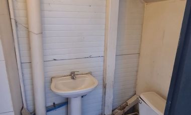 Excelente galpón industrial - comercial en Quinta Normal