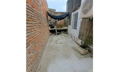 Alquiler Casa de un dormitorio Zona Plaza Vea