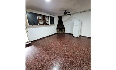 Alquiler Casa de un dormitorio Zona Plaza Vea
