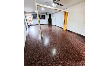Alquiler Casa de un dormitorio Zona Plaza Vea