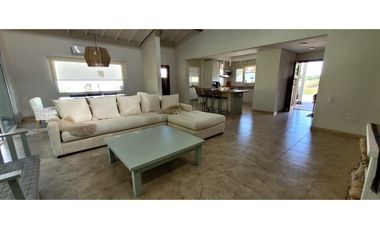 Casa en Barrio Costa Esmeralda Ecuestre III c/ Pileta- FINANCIA 50%!!