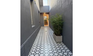 VENTA PH 3 AMBIENTES C/ DEPENDENCIA Y PATIO EN CHAUVIN