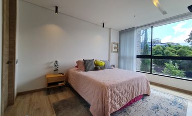 ARRIENDO (SIN AMOBLAR) APARTAMENTO EN ENVIGADO, LOMA DEL ESCOBERO