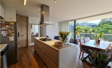 ARRIENDO (SIN AMOBLAR) APARTAMENTO EN ENVIGADO, LOMA DEL ESCOBERO