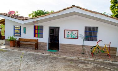 Se vende finca La Margarita en Alcalá con piscina 🌴