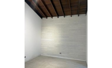 APARTAMENTO EN EL CORAZÓN DE LA MILLA DE ORO. EL POBLADO 