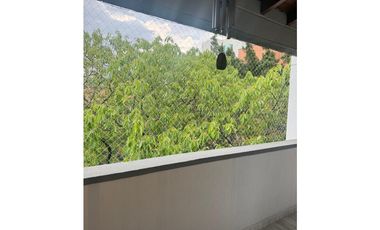 APARTAMENTO EN EL CORAZÓN DE LA MILLA DE ORO. EL POBLADO 