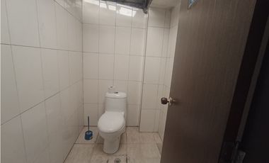 ACSI 1402, CASA COMERCIAL EN VENTA – ZONA DE CONSECIONARIOS AV. BOYAC