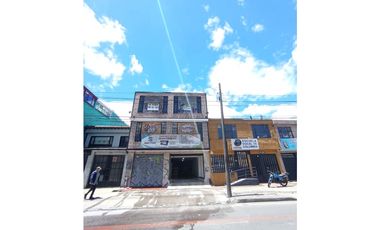 ACSI 1402, CASA COMERCIAL EN VENTA – ZONA DE CONSECIONARIOS AV. BOYAC